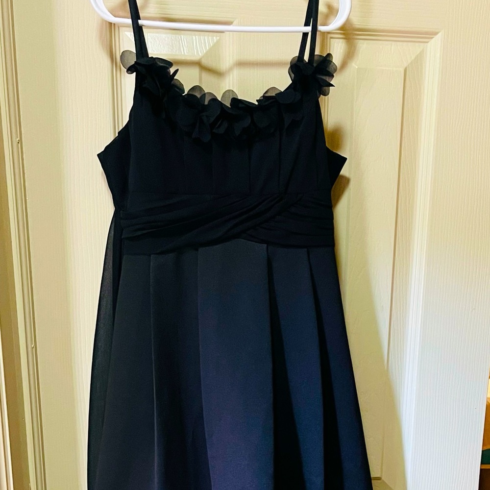 David’s bridal full length girls dress size 10 worn once unaltered